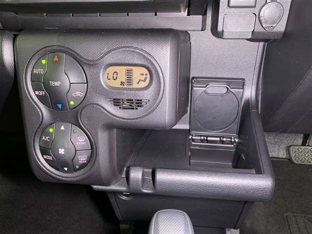 Toyota Probox Van 11