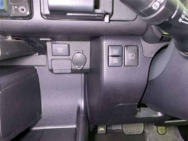 Toyota Probox Van 10