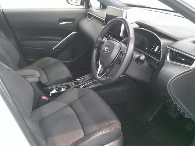 Toyota Corolla Cross 10