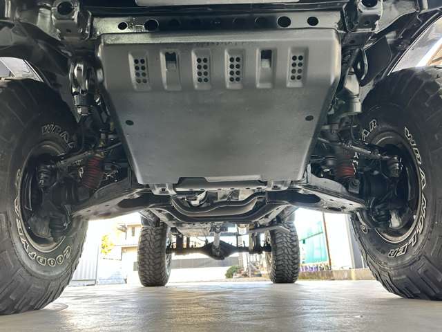 Toyota Hilux 12