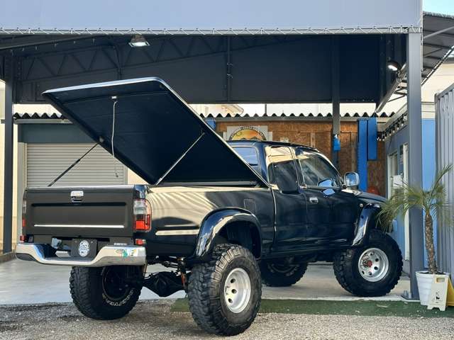 Toyota Hilux 5