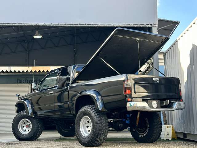 Toyota Hilux 7