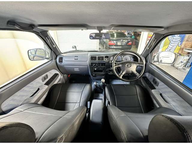 Toyota Hilux 8