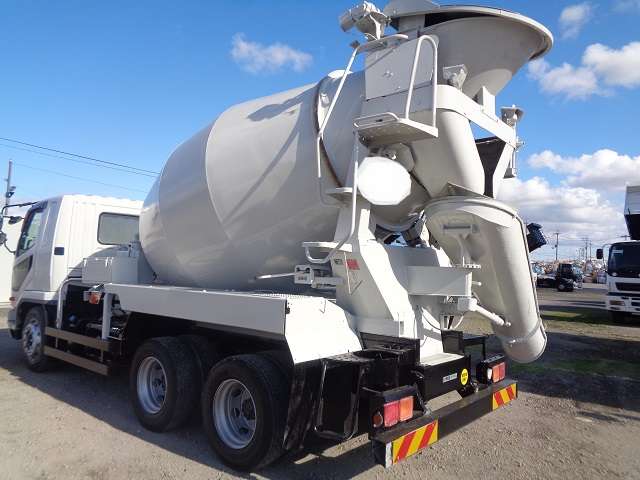 Mitsubishi Fuso Fighter 4