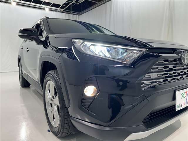 Toyota RAV4 8