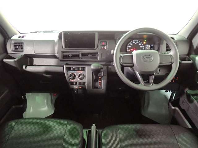 Daihatsu Hijet Cargo 12