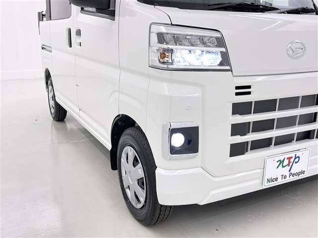 Daihatsu Hijet Deck Van 9