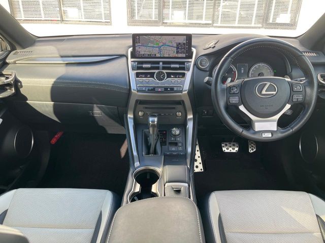 Lexus NX 2