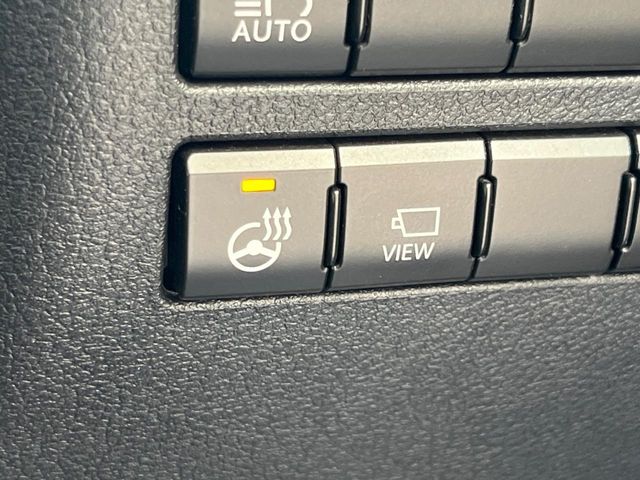 Lexus NX 7