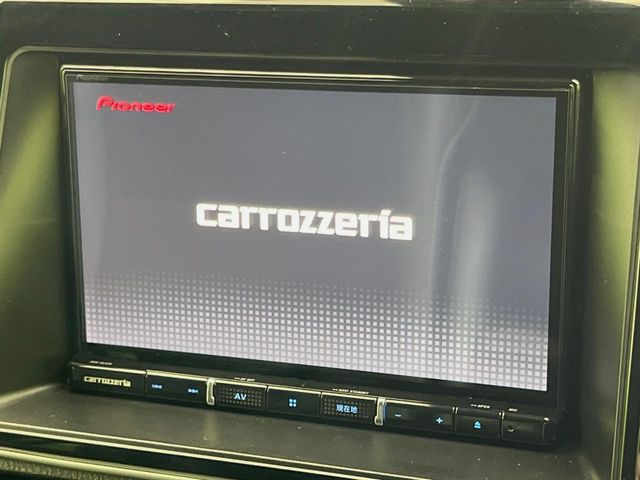 Toyota Noah 3