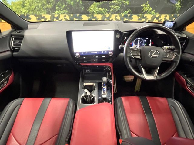 Lexus NX 2
