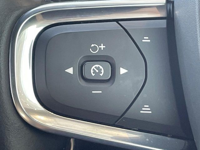 Volvo XC40 7