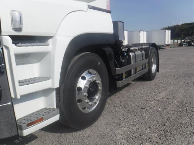 Mitsubishi Fuso Super Great 3