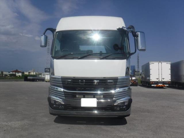 Mitsubishi Fuso Super Great 4
