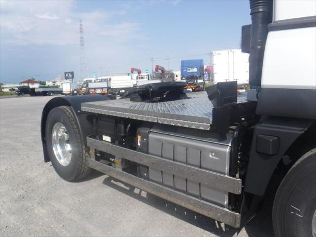 Mitsubishi Fuso Super Great 6