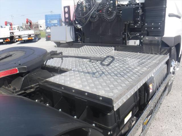 Mitsubishi Fuso Super Great 9