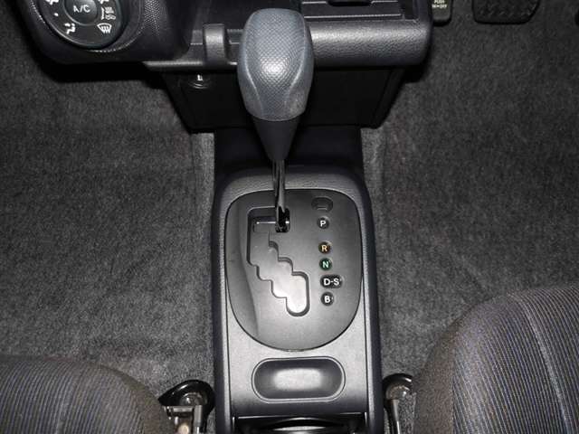 Toyota Probox Van 8
