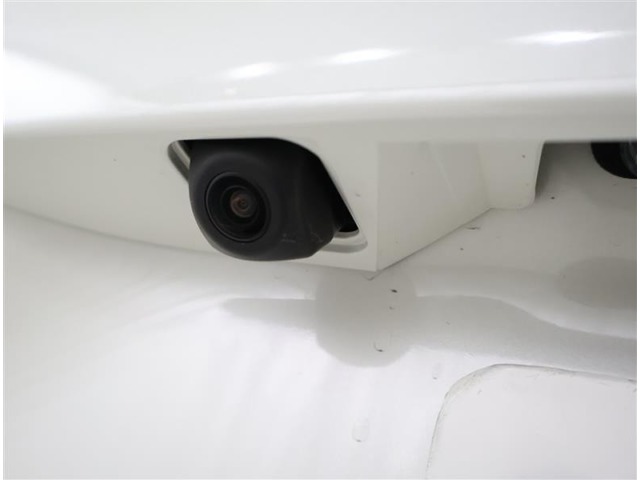 Toyota Sienta 11