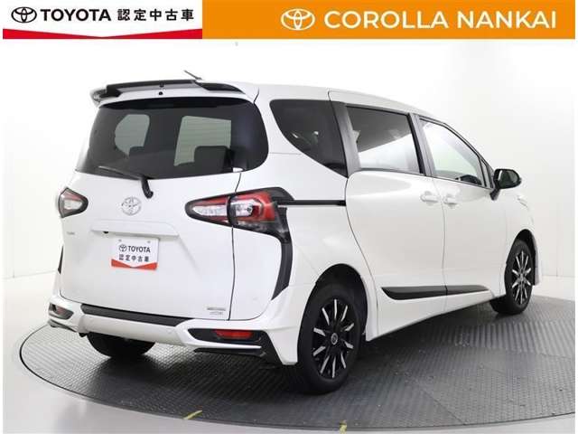 Toyota Sienta 7