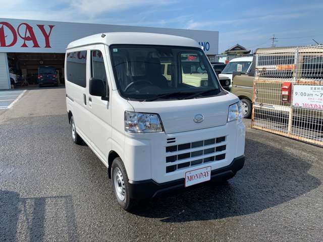 Daihatsu Hijet Cargo 3