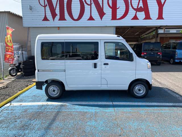 Daihatsu Hijet Cargo 7