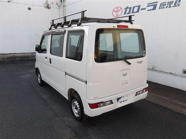 Daihatsu Hijet Cargo 9