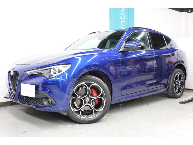 Alfa Romeo Stelvio 12