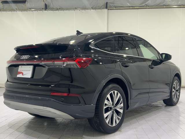 Audi Q4 Sportback e-tron 4