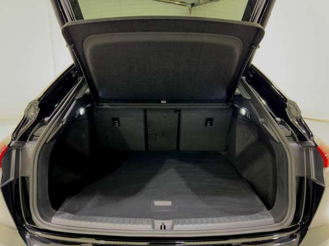 Audi Q4 Sportback e-tron 6