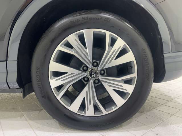 Audi Q4 Sportback e-tron 7