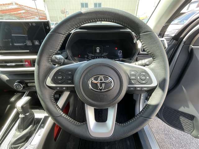 Toyota Raize 10