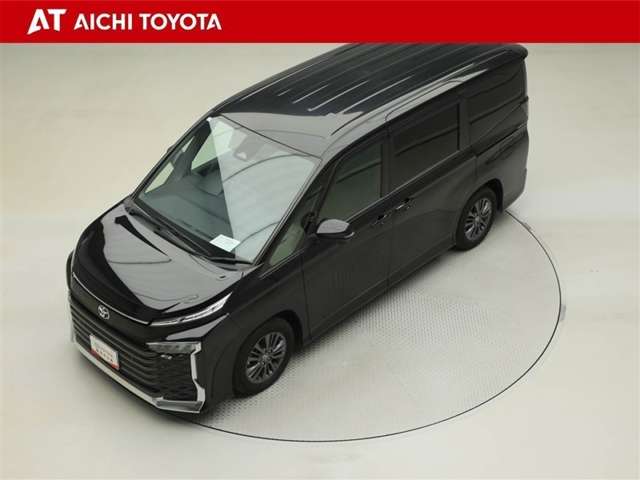 Toyota Voxy 10