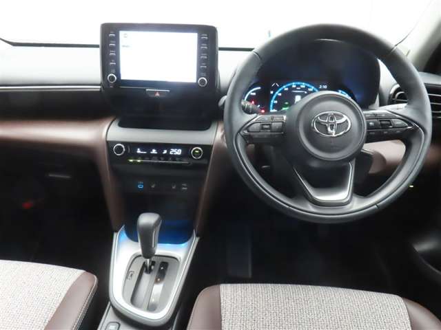 Toyota Yaris Cross 8