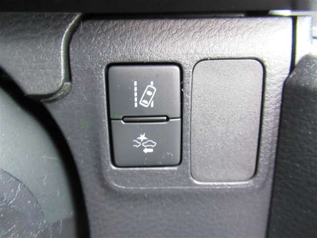 Toyota Probox Van 12