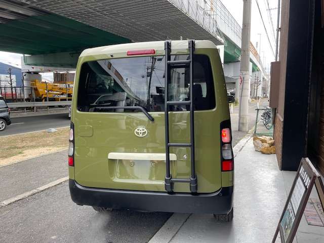 Toyota Town Ace Van 4