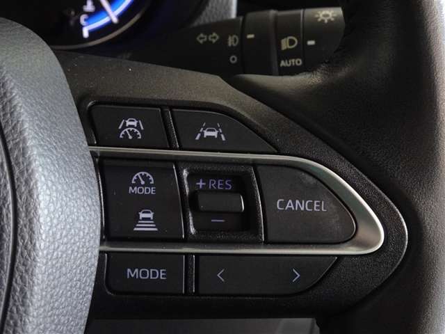 Toyota Noah 11