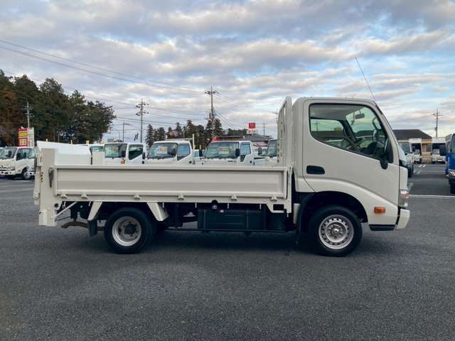 Toyota Toyoace 4
