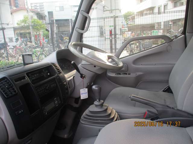 Toyota Toyoace 4