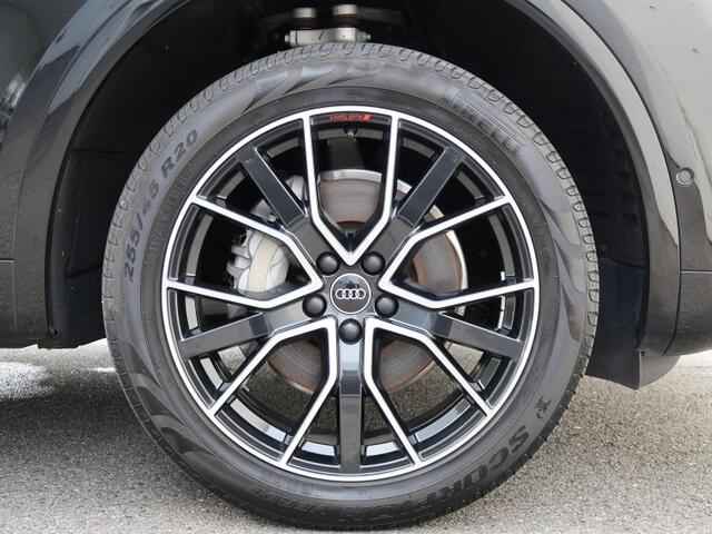 Audi Q5 Sportback 8