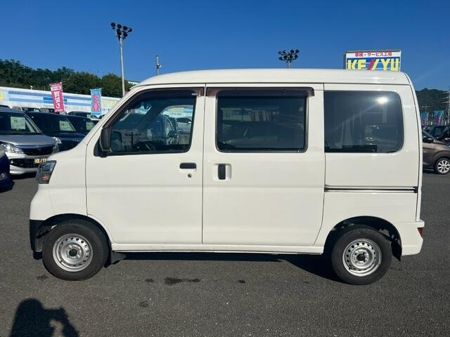 Daihatsu Hijet Cargo 9