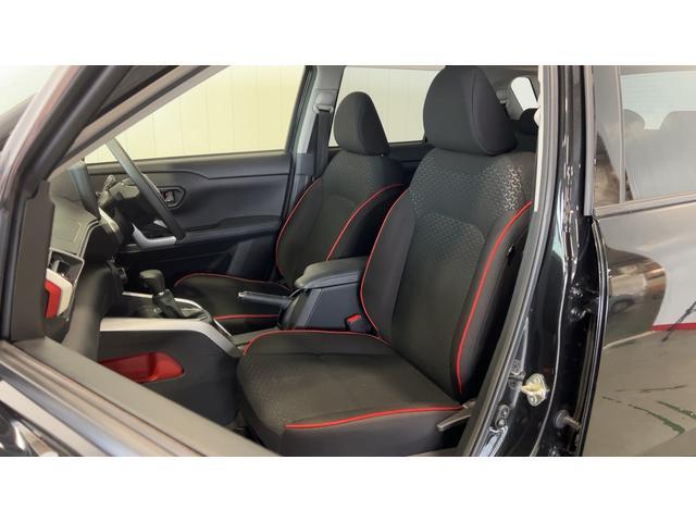 Daihatsu Rocky 4