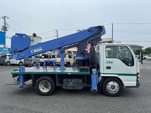 Isuzu Elf 5