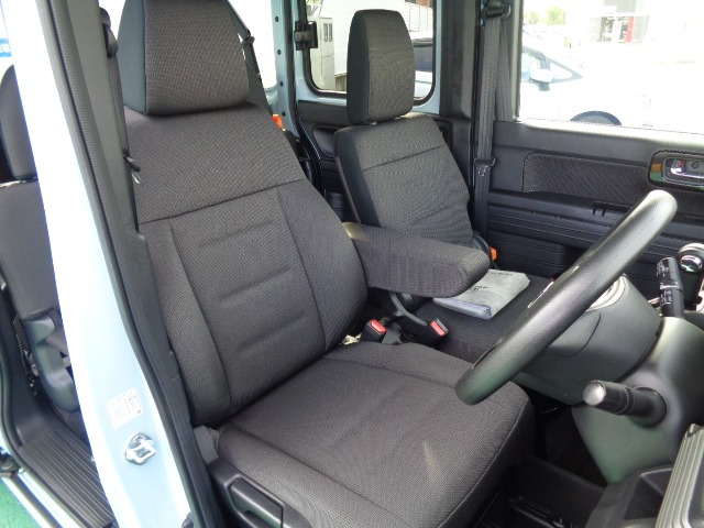 Honda N-VAN 12