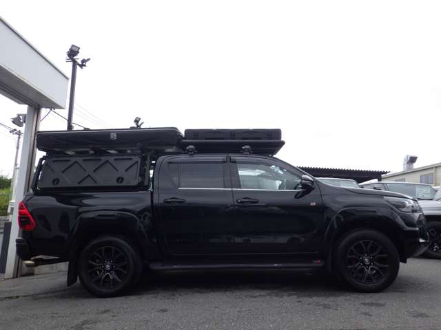 Toyota Hilux 11