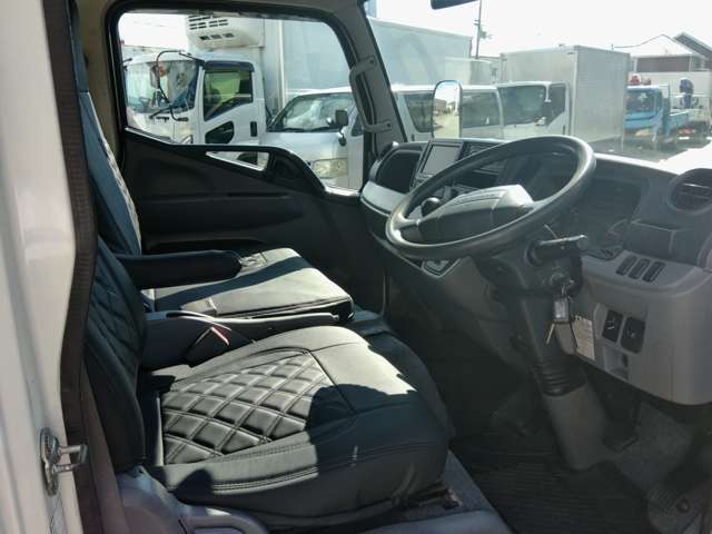 Mitsubishi Fuso Canter 10