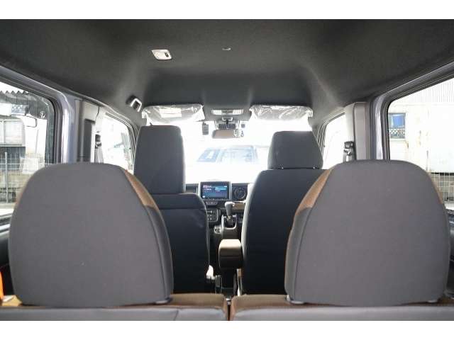 Honda N-VAN 12