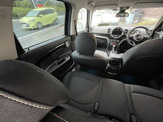 MINI Crossover 6