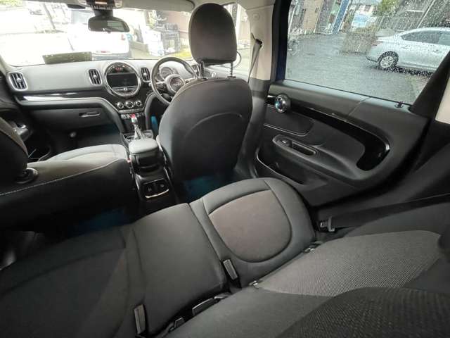 MINI Crossover 8