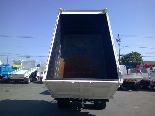 Isuzu Forward 6