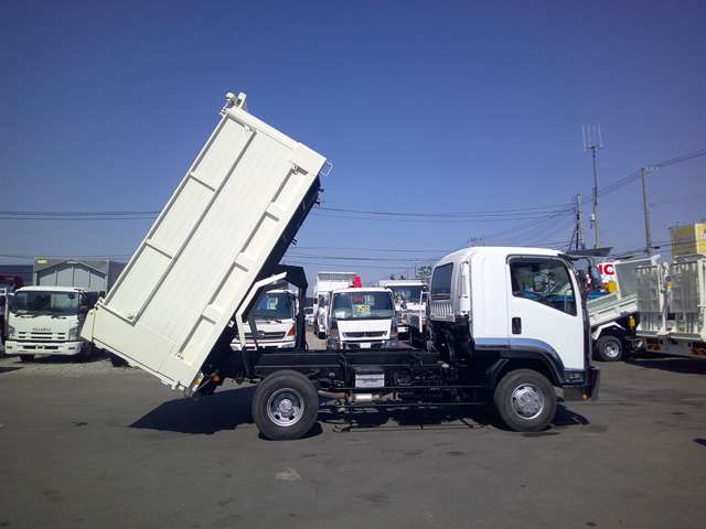 Isuzu Forward 8